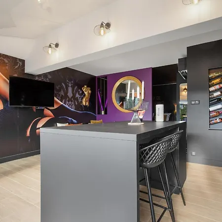 Close Port Nature Apartment *